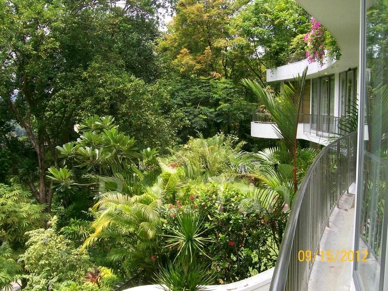 5 Bed Condo for Rent in  The Peak - Image 15