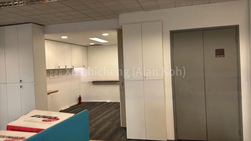 Office for Rent: Republic Plaza - Image 10