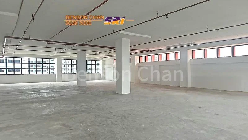 Warehouse for Rent: Shun Li Industrial Complex - Image 5