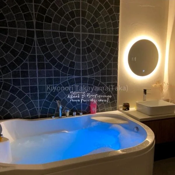 Shop / Shophouse for Rent: Plaza Singapura - Image 1