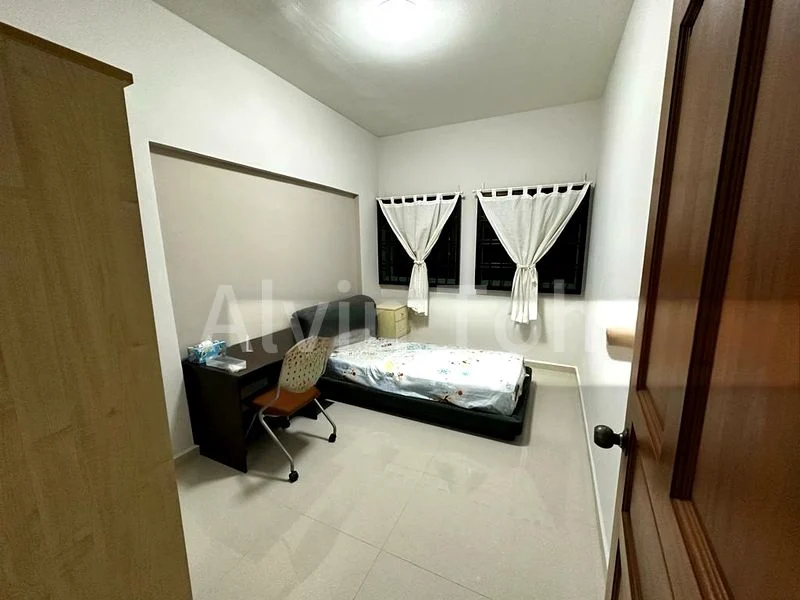 Common Room (HDB) for Rent in  687B Woodlands Drive 75 - Image 1