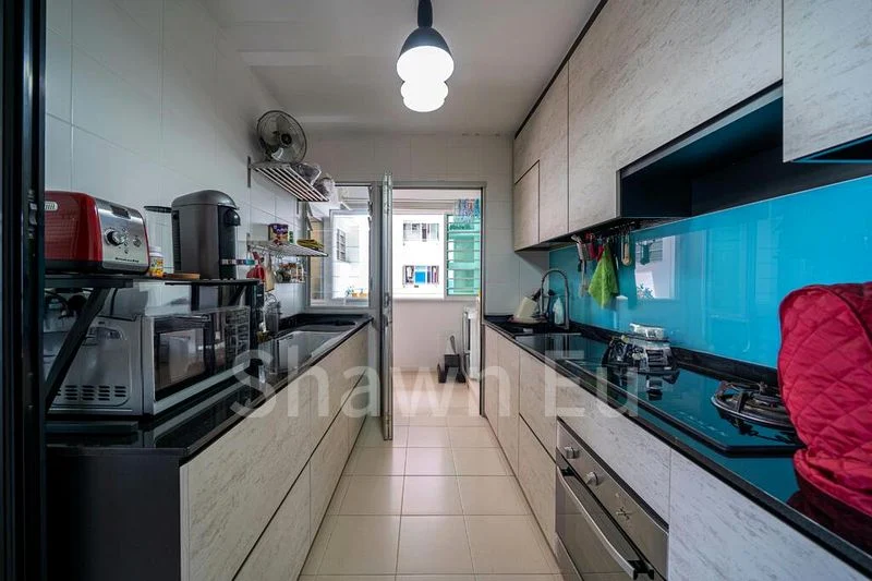 4 Room (4A) HDB for Sale in  21 Teban Gardens Road - Image 6