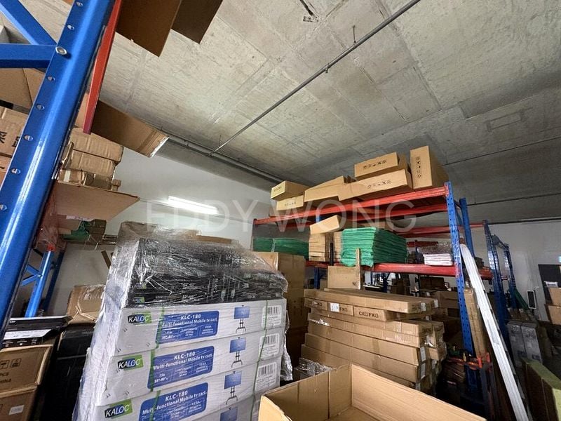 Light Industrial (B1) for Sale: Nordcom II - Image 7