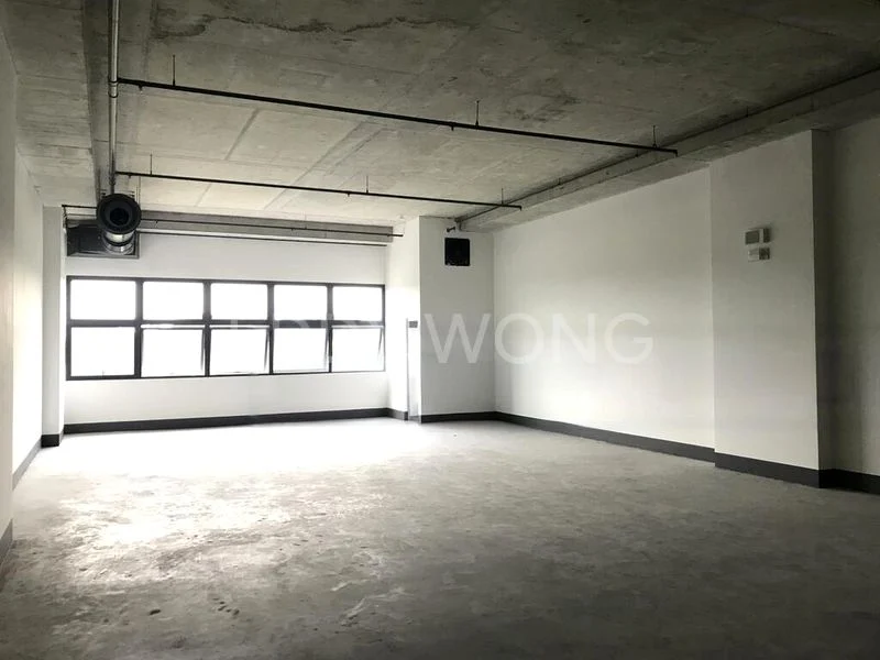 Light Industrial (B1) for Sale: Nordcom II - Image 11