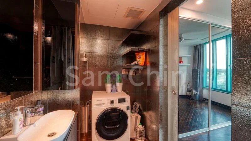 2 Bed Condo for Sale in  The Legend - Image 1