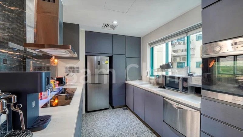 2 Bed Condo for Sale in The Legend - Image 14