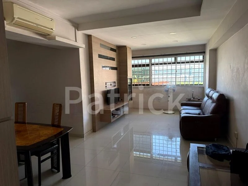 5 Room (5I) HDB for Rent in  291A Bukit Batok Street 24 - Image 2