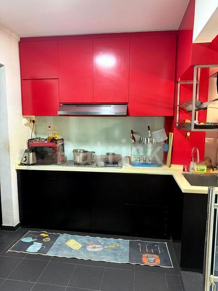 5 Room (5I) HDB for Rent in  291A Bukit Batok Street 24 - Image 7