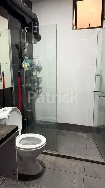 5 Room (5I) HDB for Rent in  291A Bukit Batok Street 24 - Image 9