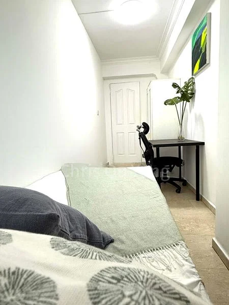 Common Room (HDB) for Rent in  413 Pandan Gardens - Image 4