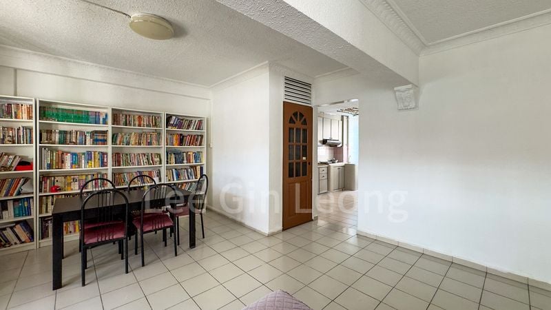 4 Room (4A) HDB for Sale in 870 Tampines Street 83 - Image 4