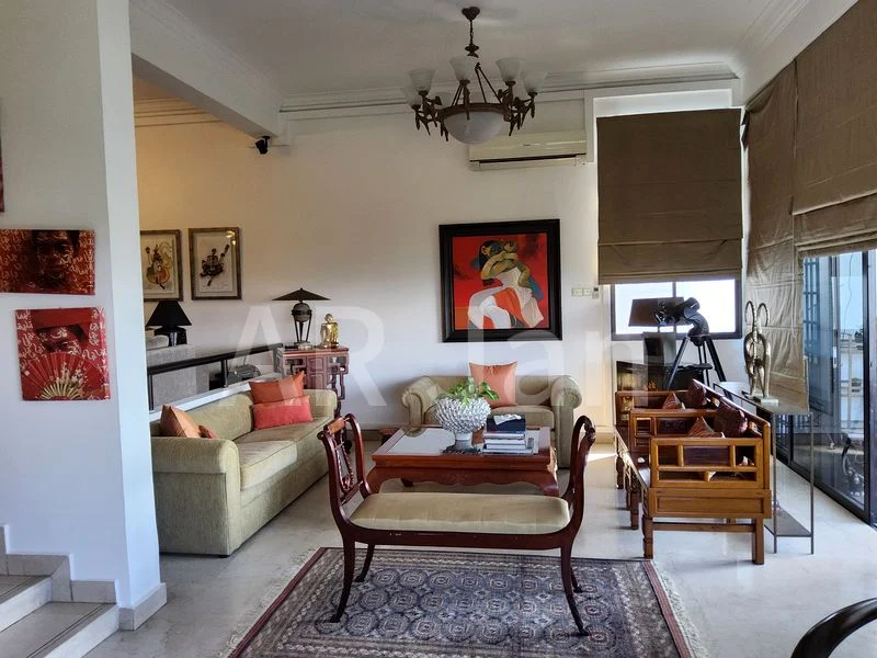 5 Bed Condo for Sale in Mandarin Gardens - Image 4