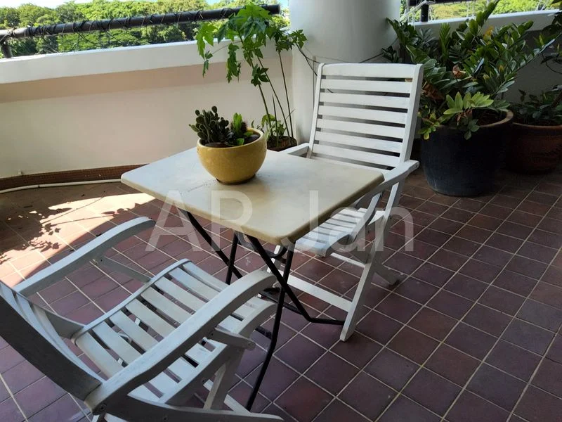 5 Bed Condo for Sale in Mandarin Gardens - Image 10