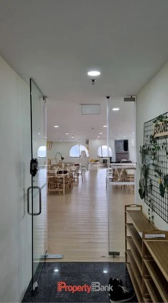 Rare Freehold High-Floor Office for Sale: City Fringe, Bugis. - Image 7