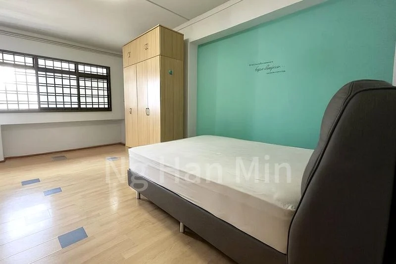 4 Room (4A) HDB for Sale in 623 Woodlands Drive 52 - Image 4