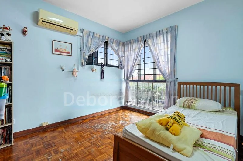 3 Bed Condo for Sale in  Bullion Park - Image 6