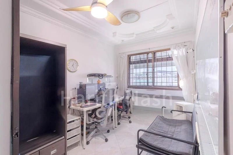 5 Room (5I) HDB for Sale in  747 Woodlands Circle - Image 5