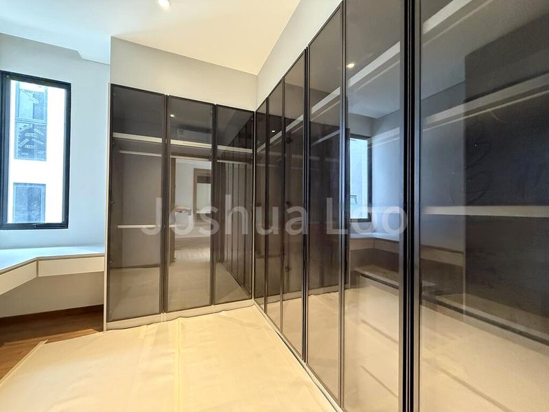 5 Bed Semi-Detached House (Landed) for Sale in  Opera Estate - Image 9