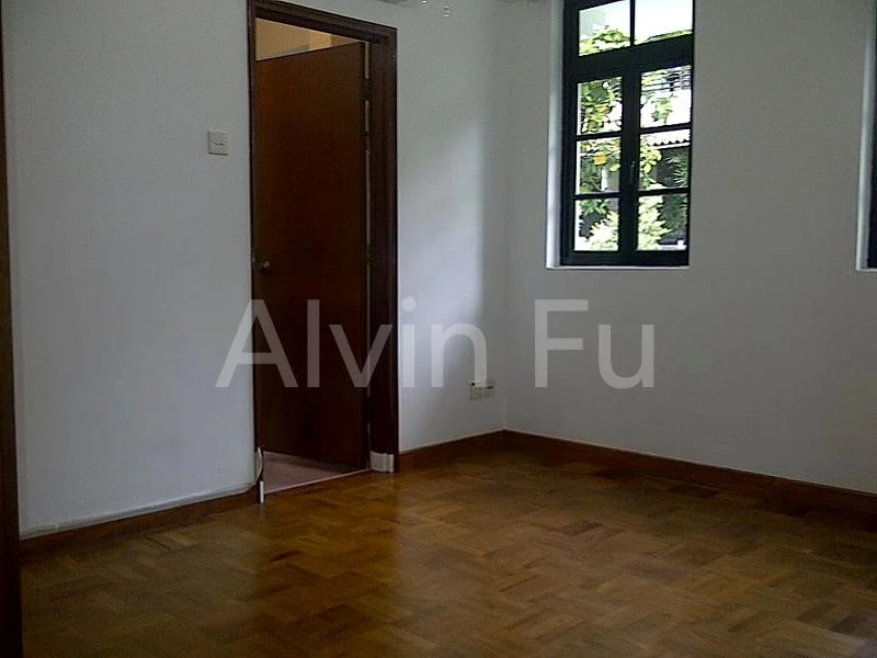 5 Bed Bungalow (Landed) for Rent in  Mount Rosie Villas - Image 15