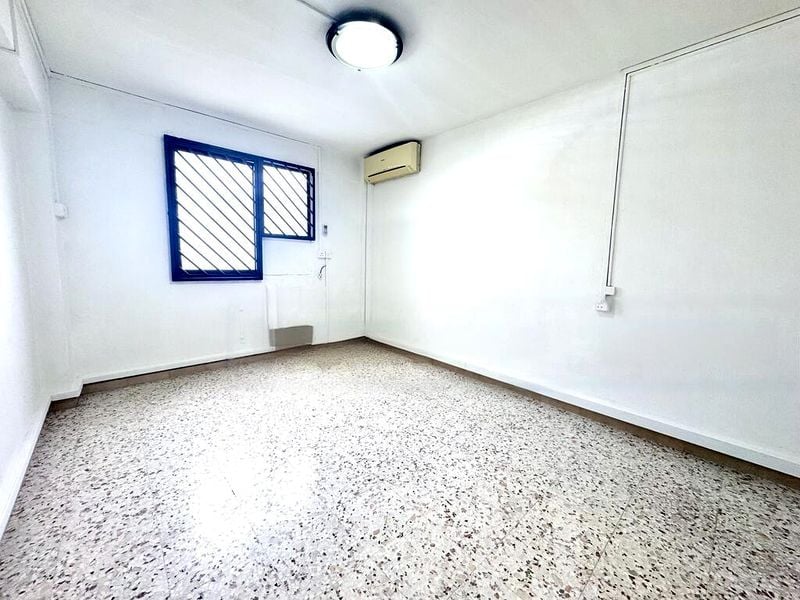 3 Room (3I) HDB for Sale in  116 Lorong 2 Toa Payoh - Image 4