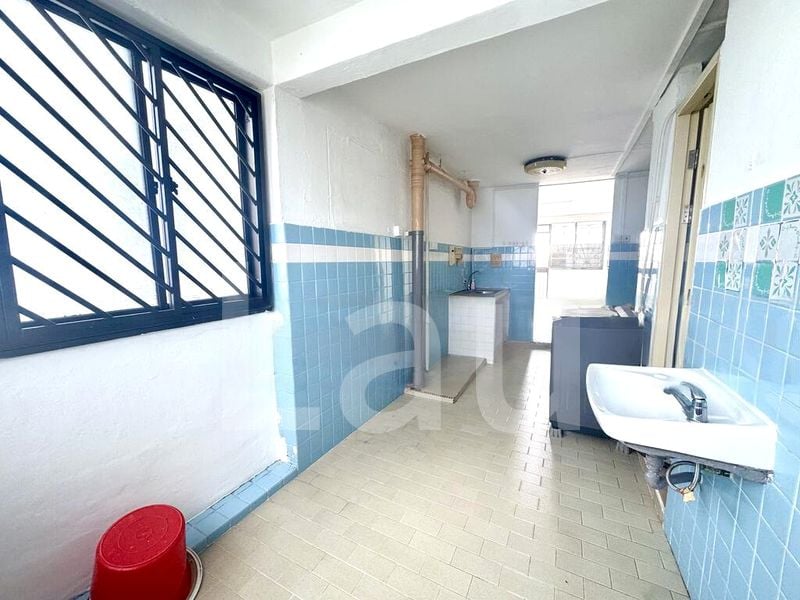 3 Room (3I) HDB for Sale in  116 Lorong 2 Toa Payoh - Image 6