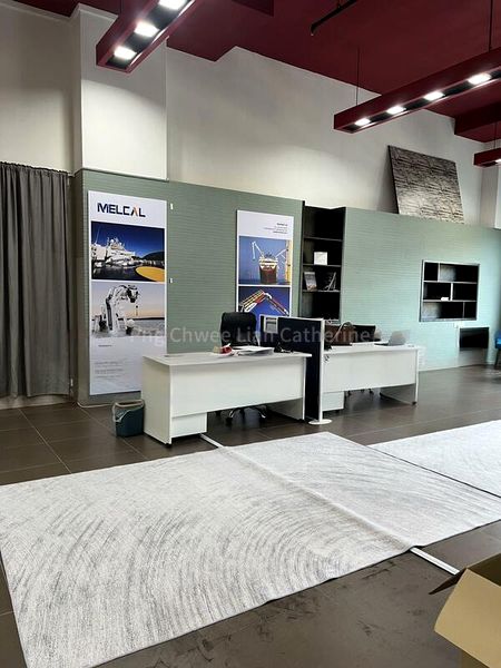 Light Industrial (B1) for Rent: Tradehub 21 - Image 4