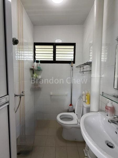 4 Room (4I) HDB for Sale in  510 Bedok North Street 3 - Image 4