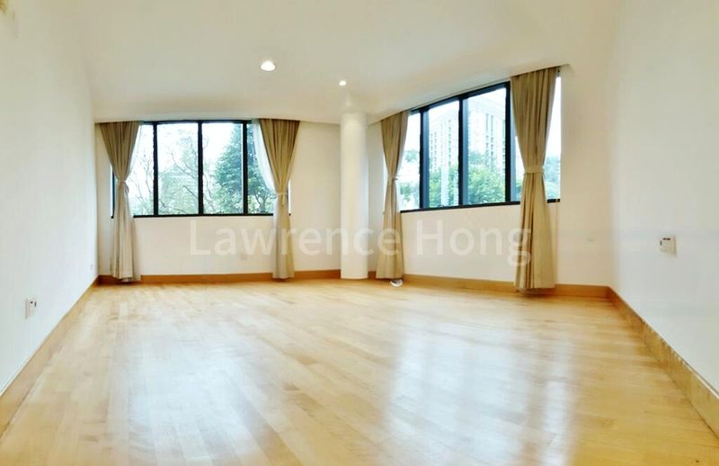 4 Bed Condo for Rent in  Grange 70 - Image 10