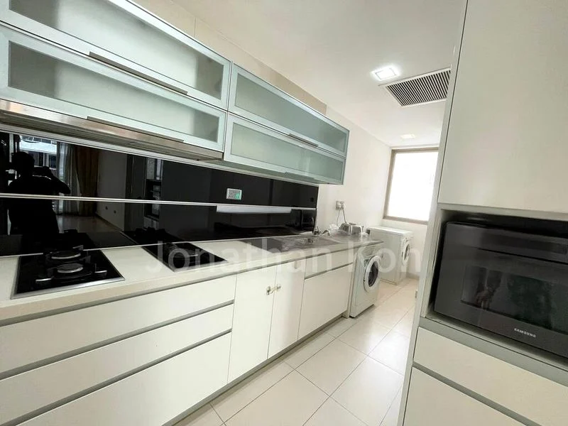 Room (Condo) for Rent in The Peak @ Balmeg - Image 3