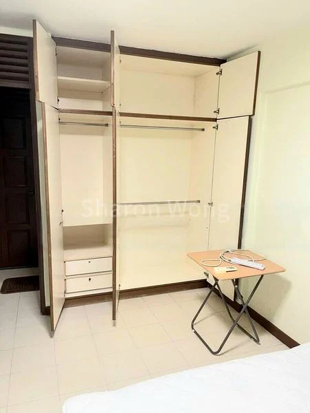 Common Room (HDB) for Rent in  341 Hougang Avenue 7 - Image 4