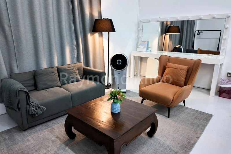 Light Industrial (B1) for Rent in  Foo Wah Industrial Building - Image 1