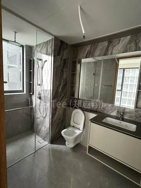 3 Bed Condo for Sale in Penrose - Image 8