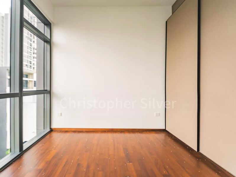 4 Bed Condo for Rent in  The Arden - Image 7