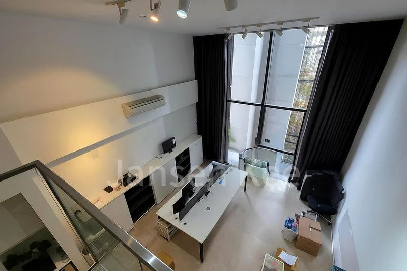 Office for Sale: 1,200 Sq Ft Shop on Main Street, Downtown Complex - Image 5