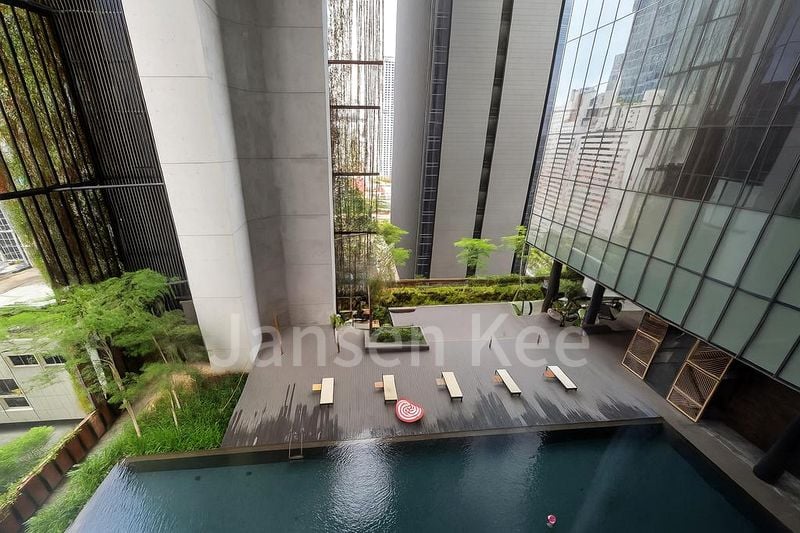 Office for Sale: 1,200 Sq Ft Shop on Main Street, Downtown Complex - Image 1