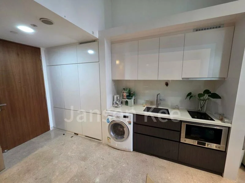 Office for Sale: 1,200 Sq Ft Shop on Main Street, Downtown Complex - Image 3