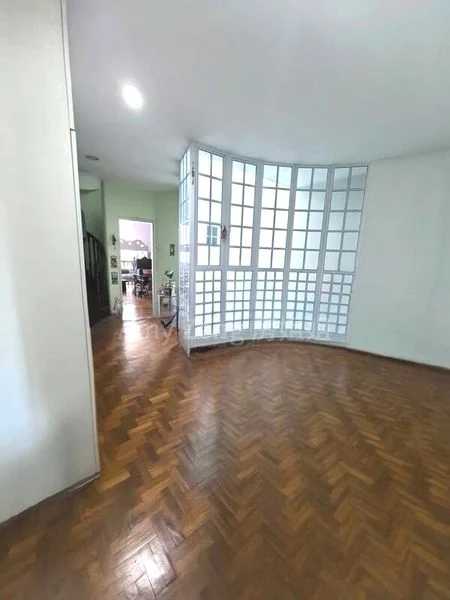 4 Bed Terraced House (Landed) for Sale in  Bedok South Road - Image 8