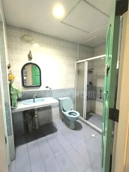 4 Bed Terraced House (Landed) for Sale in  Bedok South Road - Image 4