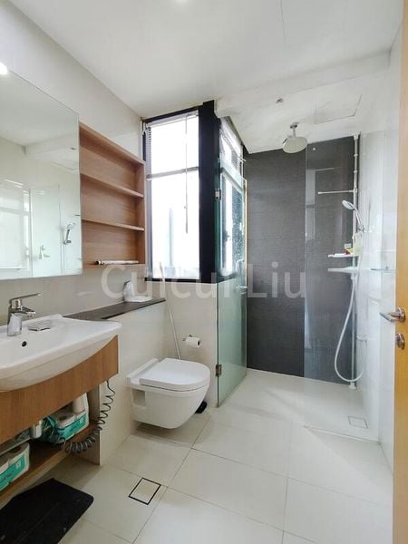 3 Bed Condo for Rent in  The Trilinq - Image 8