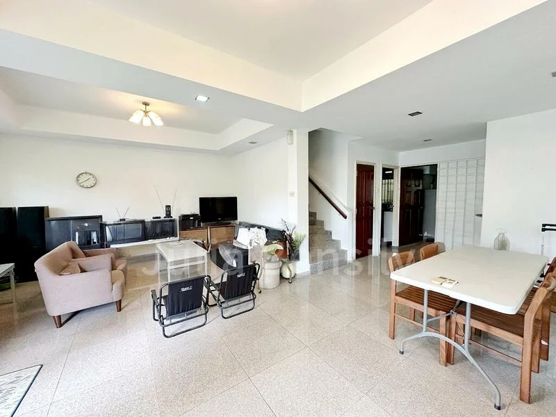 4 Bed Semi-Detached House (Landed) for Rent in  Toh Yi Road - Image 2