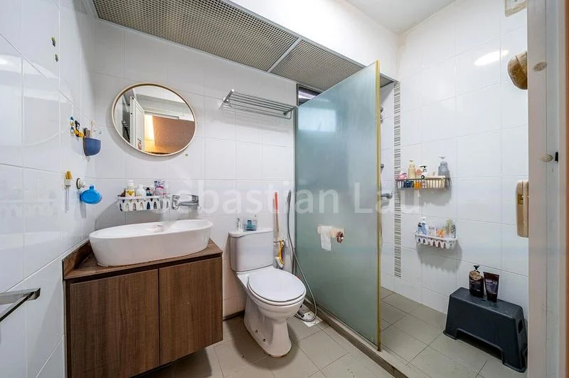 4 Room (4A) HDB for Sale in  17B Circuit Road - Image 11