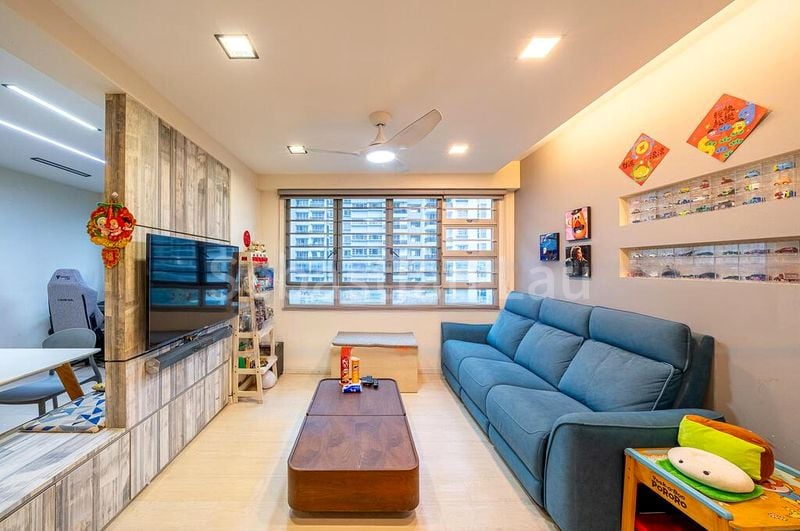 4 Room (4A) HDB for Sale in  17B Circuit Road - Image 1