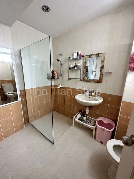 Common Room (Condo) for Rent in Elias Green - Image 5