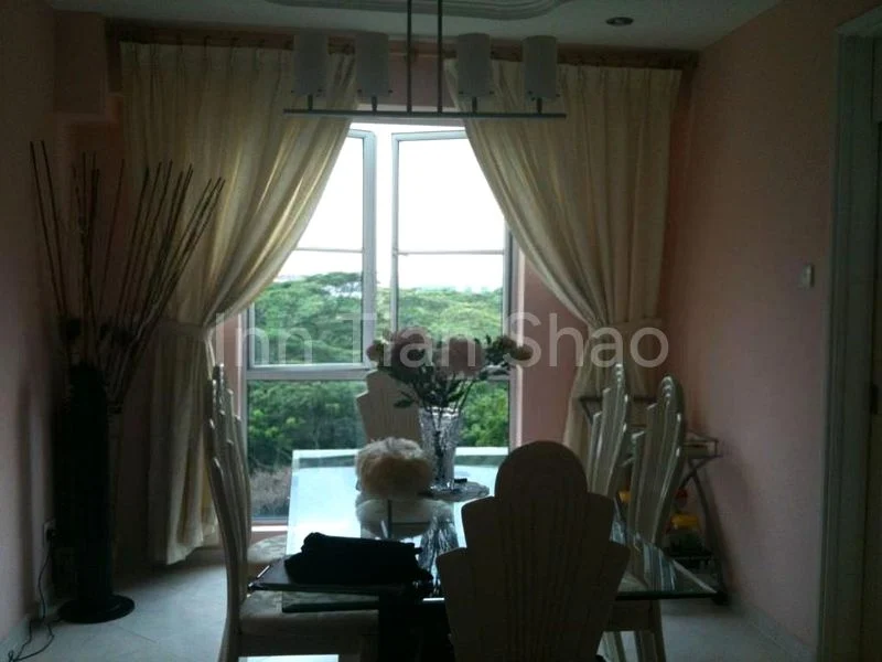 Common Room (Condo) for Rent in Elias Green - Image 7