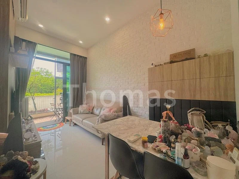 2 Bed Apartment (Condo) for Sale in  Floraview / Flora Vista - Image 2