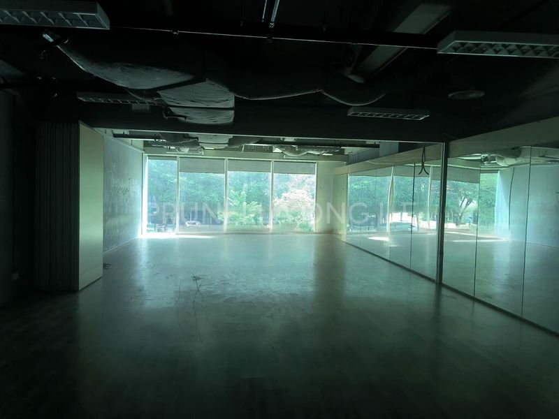 Other Retail for Sale: Orchid Hotel - Image 1