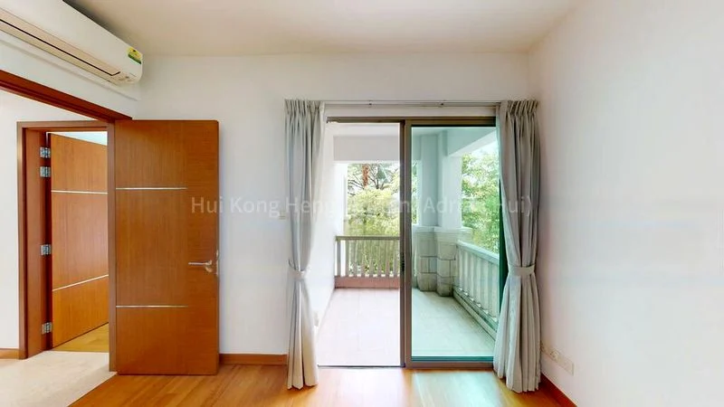 2 Bed Condo for Rent in  The Berth By The Cove - Image 5