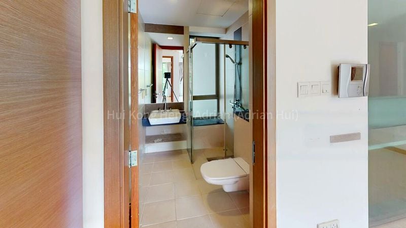 2 Bed Condo for Rent in  The Berth By The Cove - Image 12
