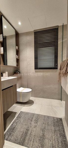 3 Bed Executive Condo for Sale in Otto Place - Image 3