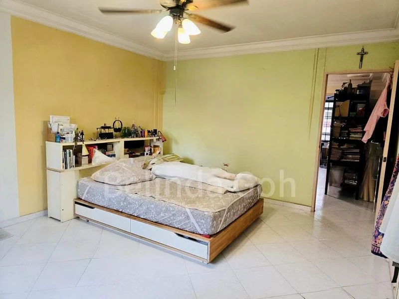 Executive HDB for Sale in 578 Pasir Ris Street 53 - Image 4